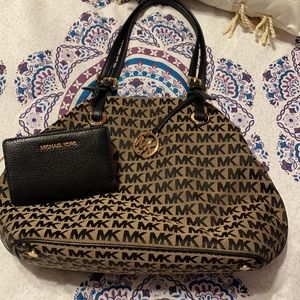 Black/Brown Michael Kors purse